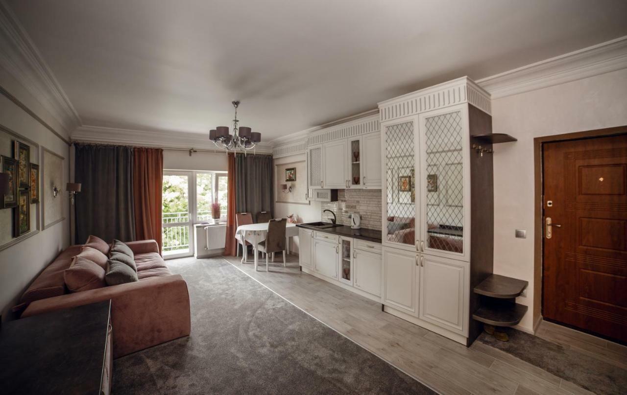 Апартаменты Luxury Lavander Polyana  Ngoại thất bức ảnh