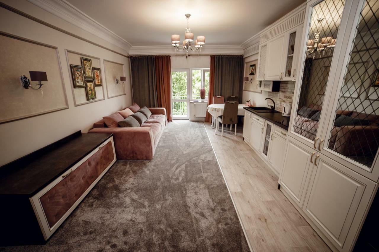Апартаменты Luxury Lavander Polyana  Ngoại thất bức ảnh