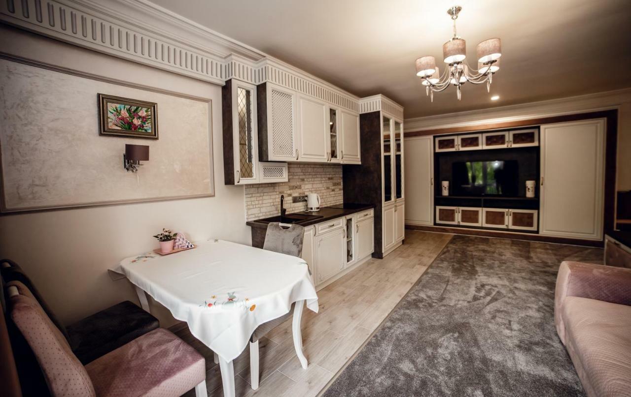 Апартаменты Luxury Lavander Polyana  Ngoại thất bức ảnh